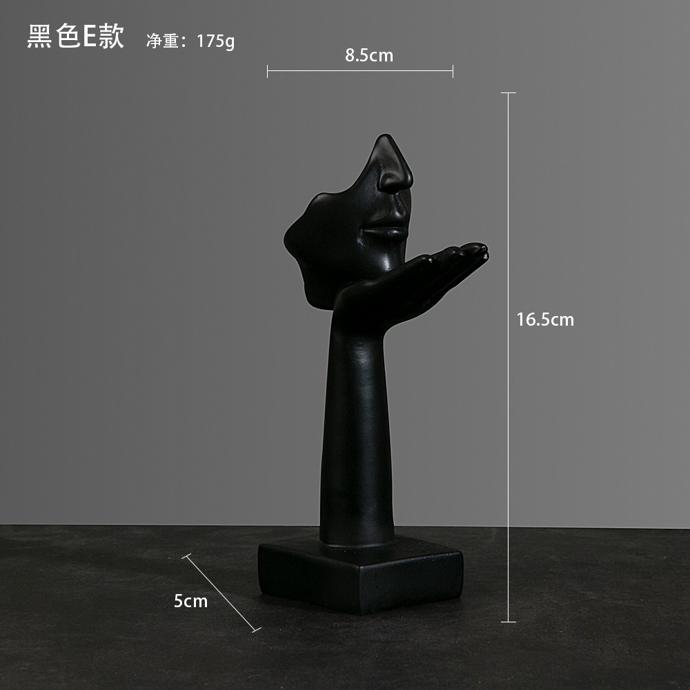 Escultura Abstrata ao Estilo Europeu